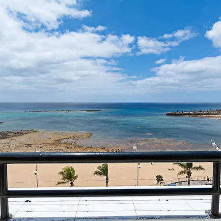 Luxury Beach Views 2br Flat - Private Parking Lejlighed