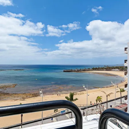 Luxury Beach Views 2br Flat - Private Parking *